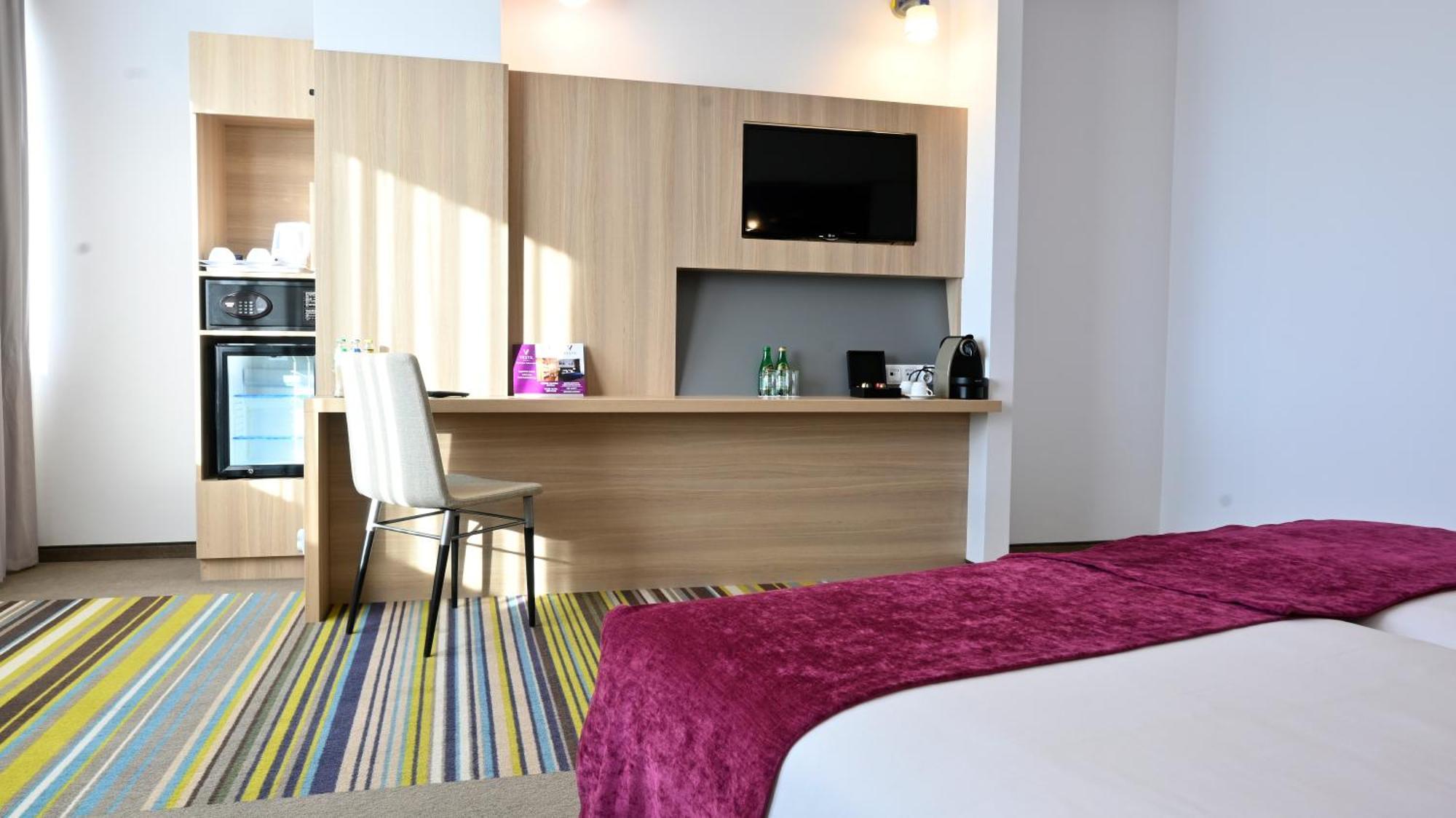Vestil Hotel Piotrkow Trybunalski Luaran gambar