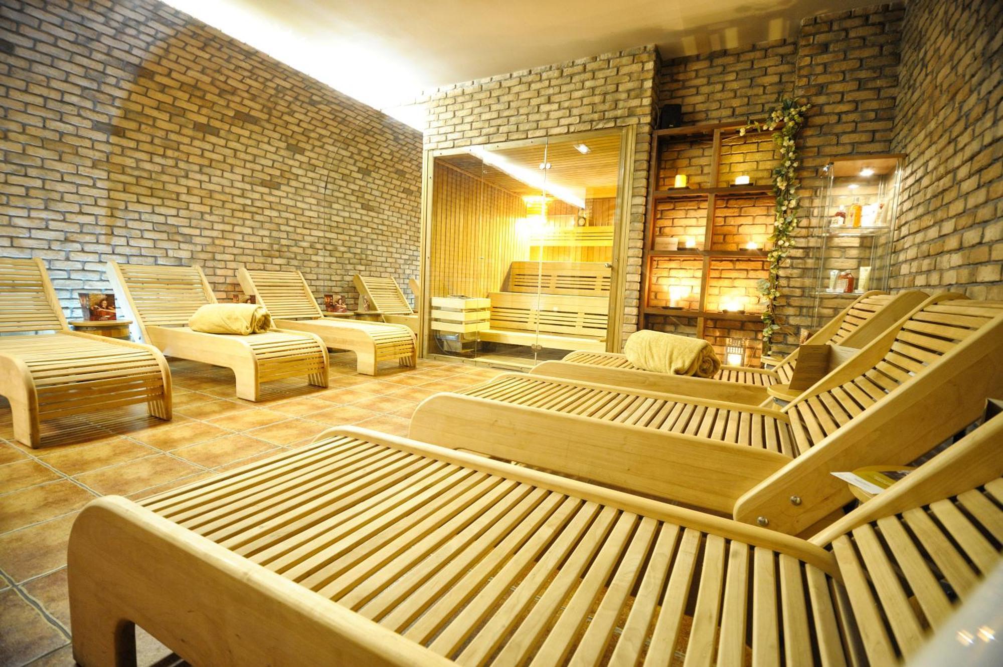 Vestil Hotel Piotrkow Trybunalski Luaran gambar