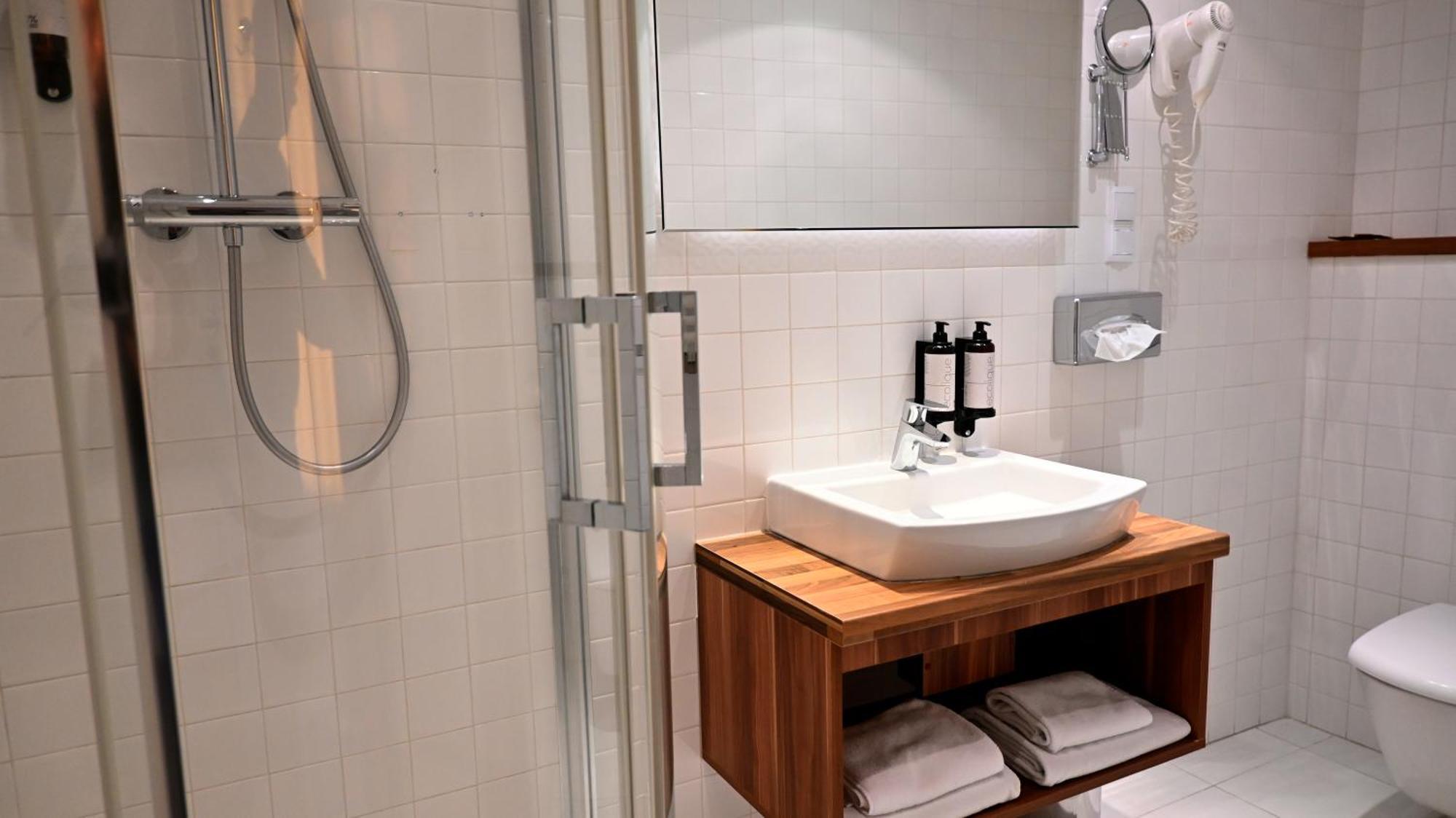 Vestil Hotel Piotrkow Trybunalski Luaran gambar