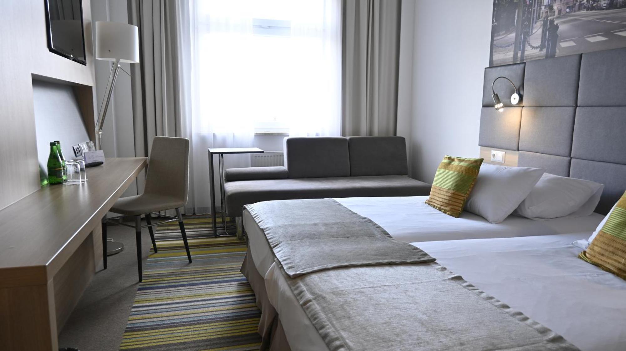 Vestil Hotel Piotrkow Trybunalski Luaran gambar