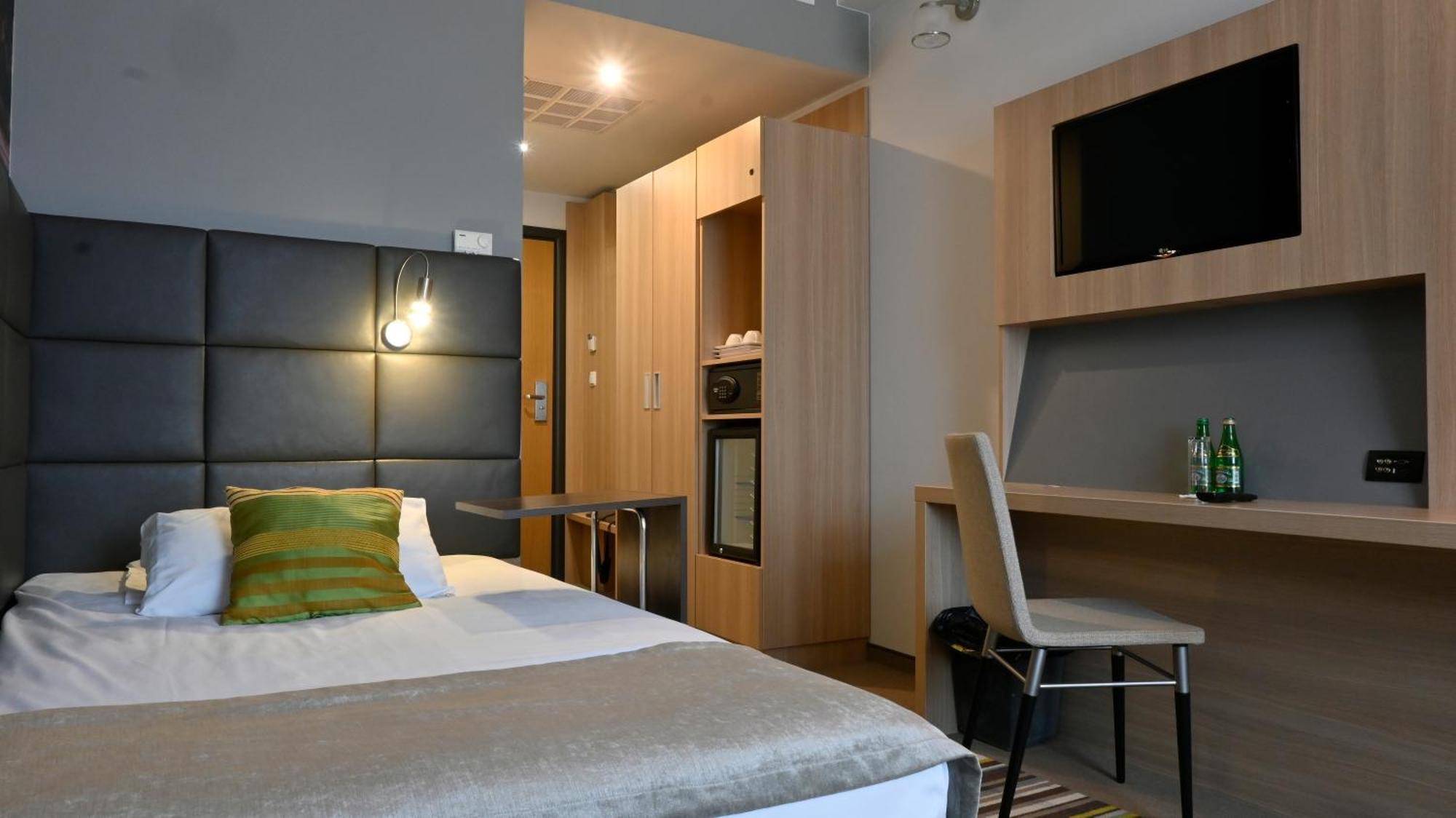 Vestil Hotel Piotrkow Trybunalski Luaran gambar