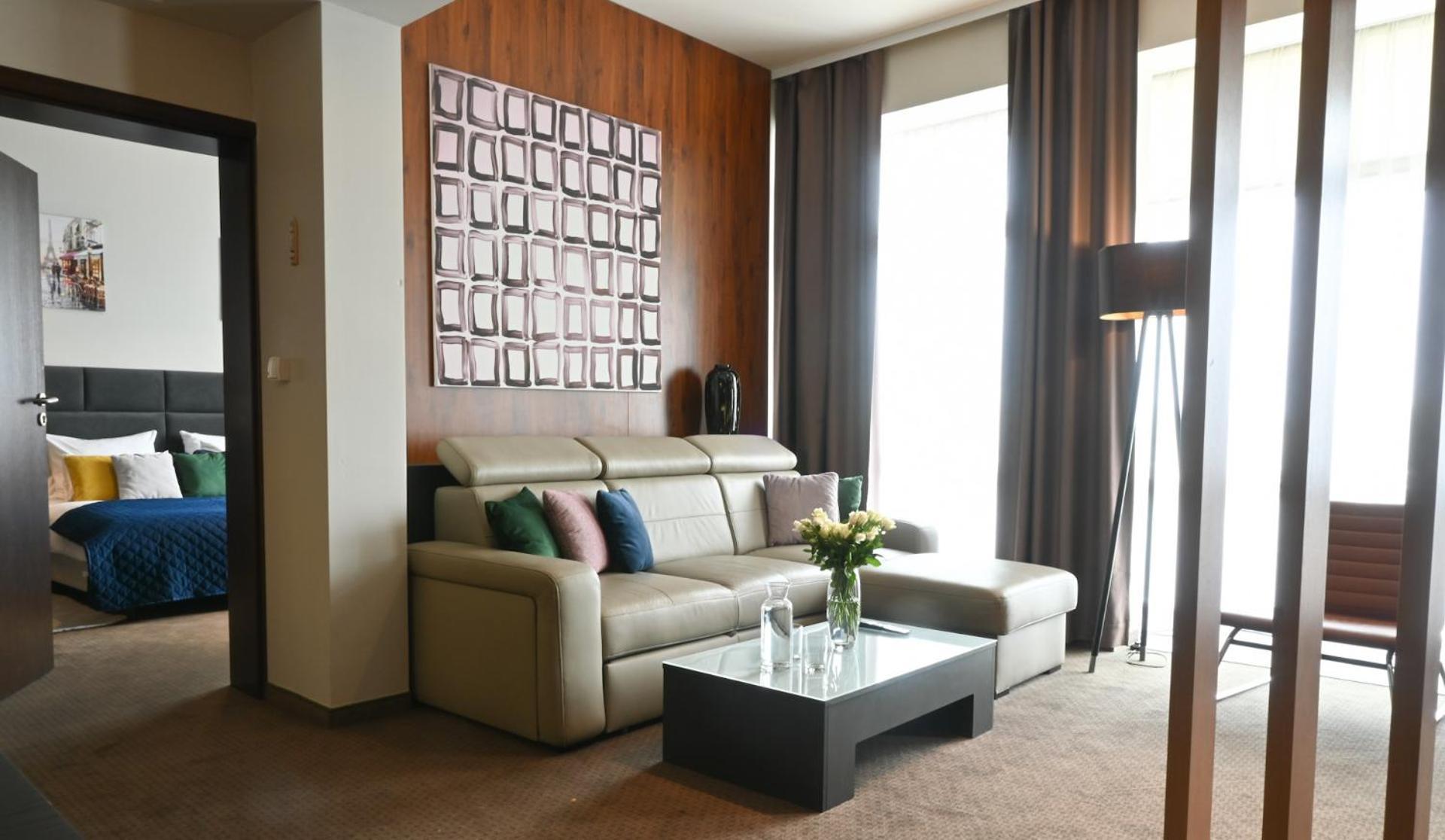 Vestil Hotel Piotrkow Trybunalski Luaran gambar